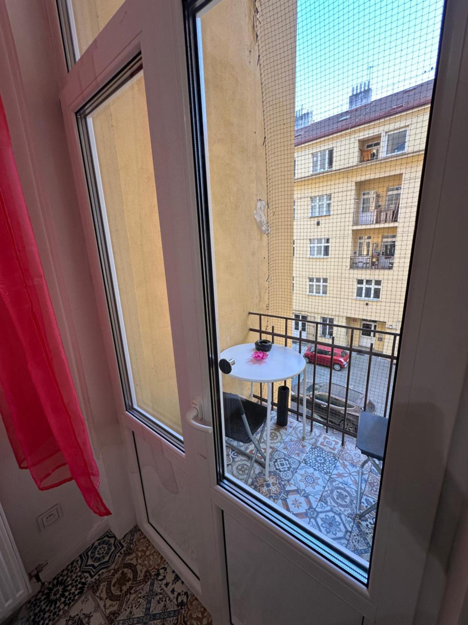 Karlin Oasis 2-Bedroom Apartment Πράγα Εξωτερικό φωτογραφία