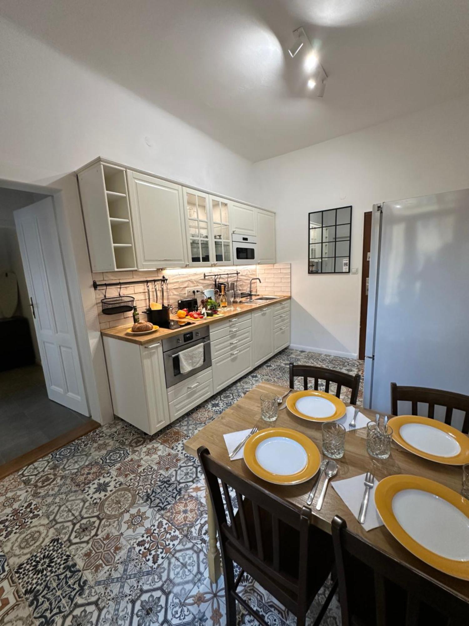 Karlin Oasis 2-Bedroom Apartment Πράγα Εξωτερικό φωτογραφία
